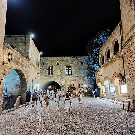 House With Garden In City Of Rhodes Rhodes City Exterior foto